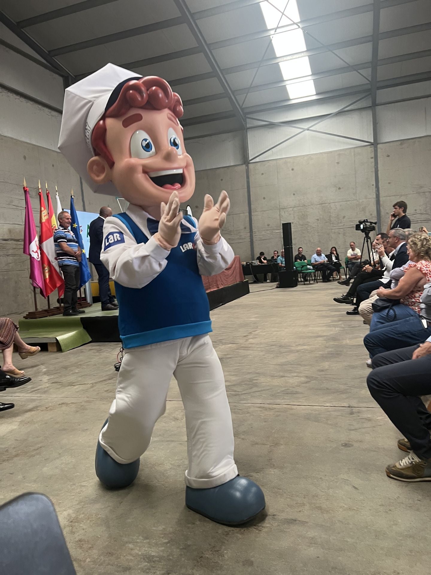 Larry, la mascota de LAR.