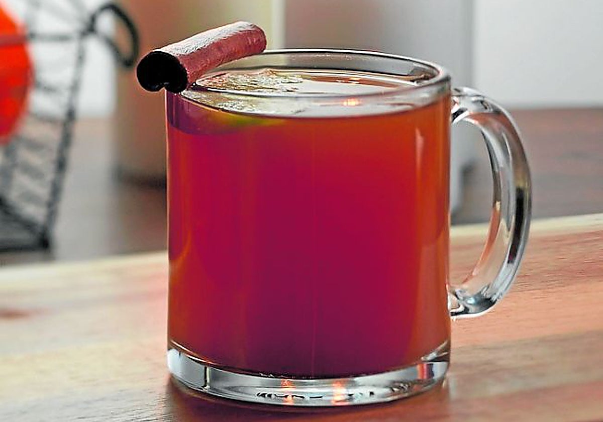 Una bebida rara porque casi no aparece en los libros de coctelería pero que es perfecta para la nueva temporada tras el verano.