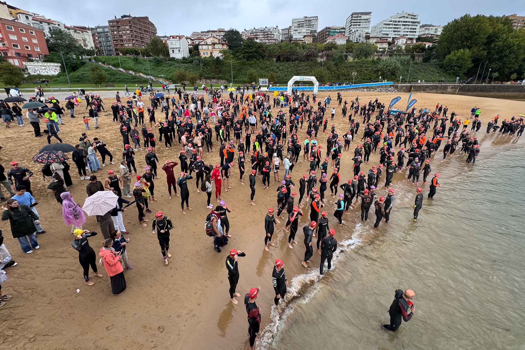 Transición al agua en la Avenida Seve Ballesteros.