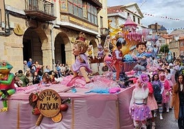 Carroza ganadora de esta edición de San Mateo 'Subidón de azucar'