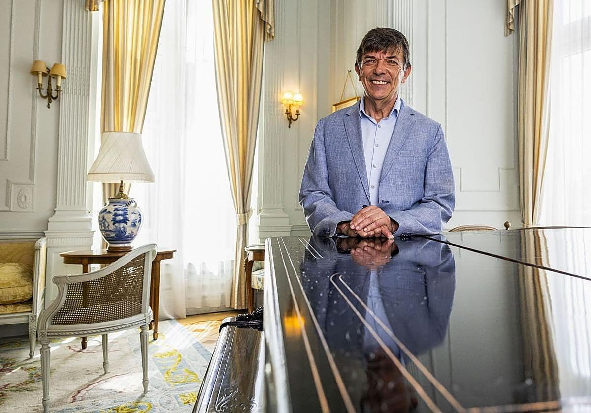 El matemático Carlos Andradas recaló en la UIMP en 2021.