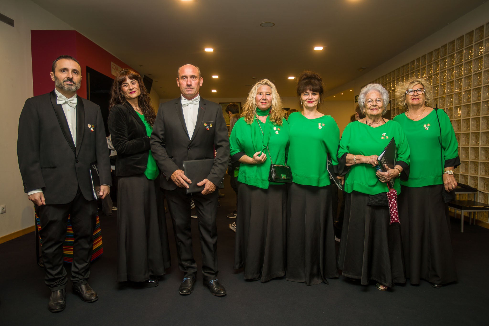 Ángel Coterón, Isabel Sáenz, Rafael Pérez, Marta Domínguez, Flori Pérez, María Luisa Andrea y Pilar Ceballos.