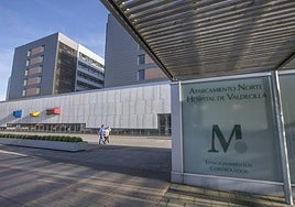 Acceso peatonal al parking de Valdecilla Norte.