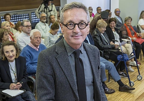 José María Lassalle, ayer, en el Colegio de Médicos.