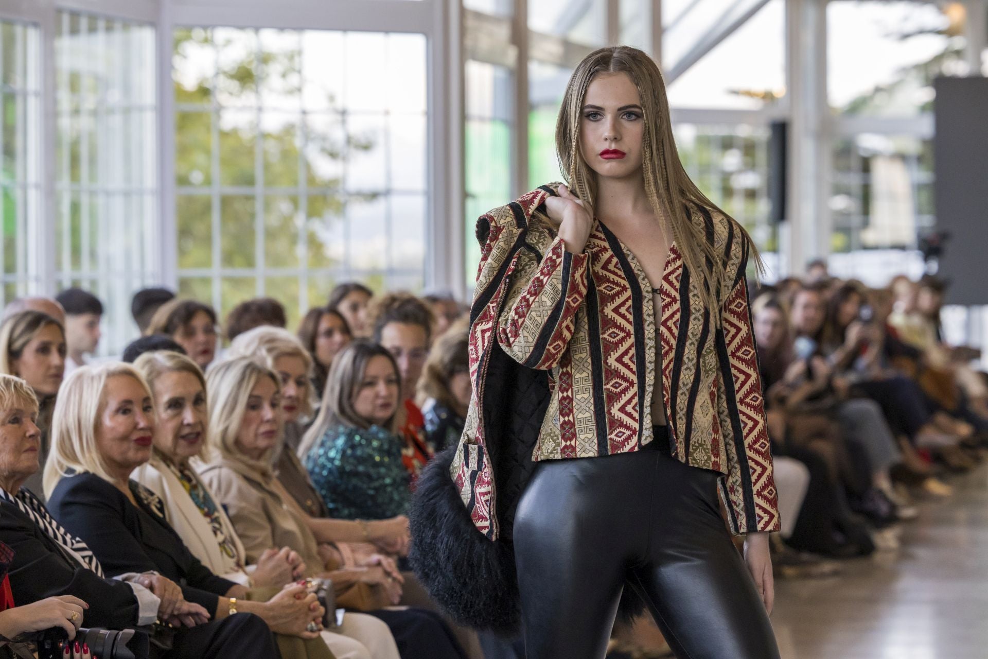 María Ruiz, con otra de las propuestas de la santanderina Paula Alegría.