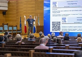 Una de las ponencias celebradas ayer en el Paraninfo de la UC, en Santander.