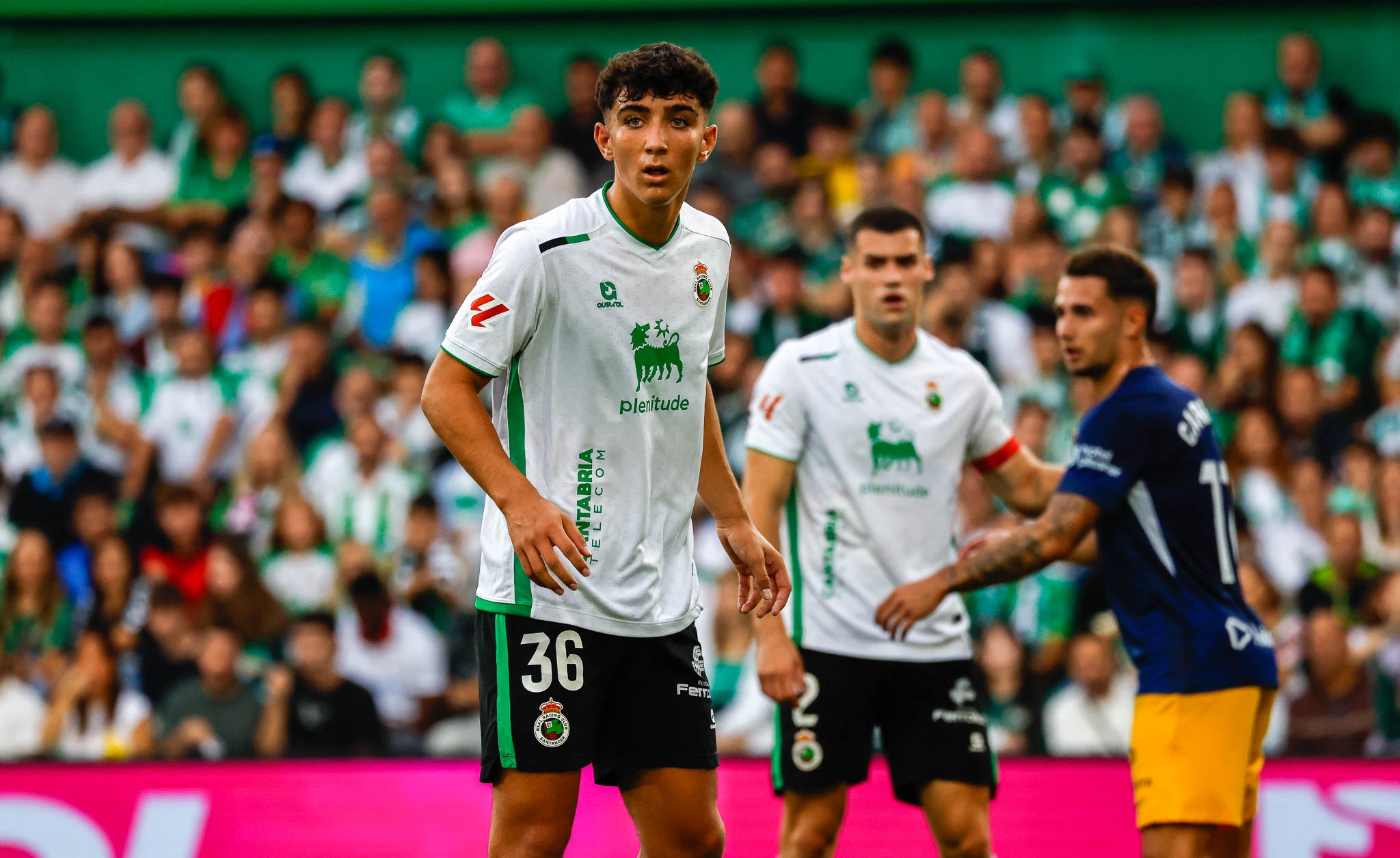 El canterano Sergio Martínez fue titular ayer