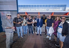 En 2025. Arturo Allende, Daniel Pérez, Víctor Rodríguez, Benito Carriles, Pedro Diego, Alberto Montes, Iñaki de Dios, Manuel Diego, Juan Luis Alonso, David Mazón, Fer Castro, Ángel Zorrilla, Verónica Tazón y Miky Collantes, miembros del grupo (varios de los 'spotters', con su cámara).