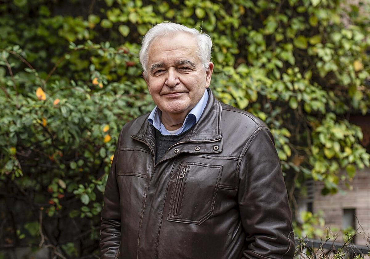 El escritor vallisoletano Bernardo Díaz Nosty.