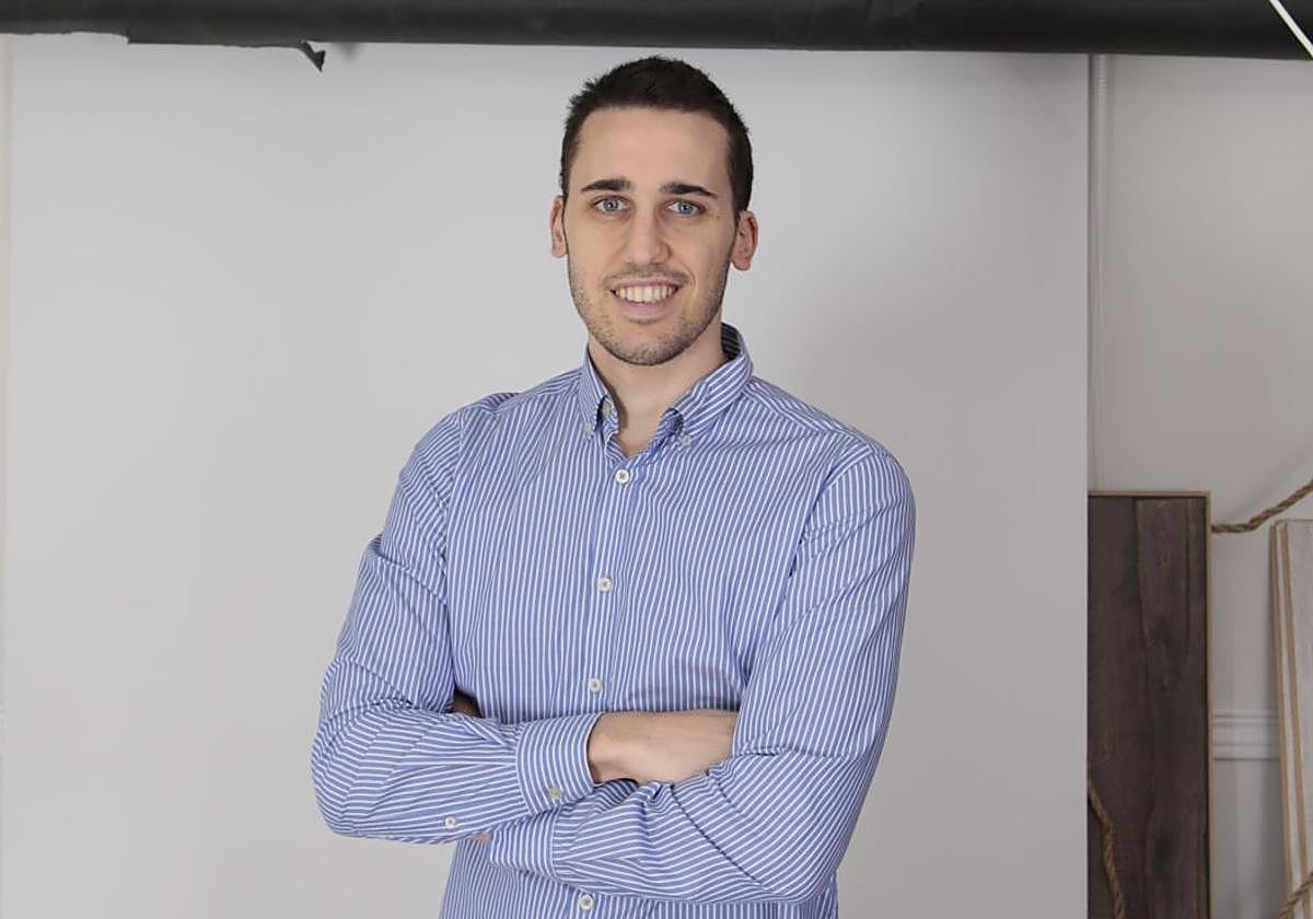 Patricio Fernández analiza y difunde las novedades en IA en plataformas como YouTube.