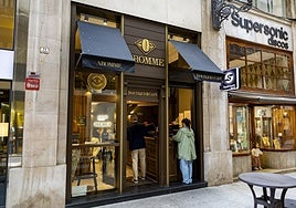 Fachada de esta boutique del café.