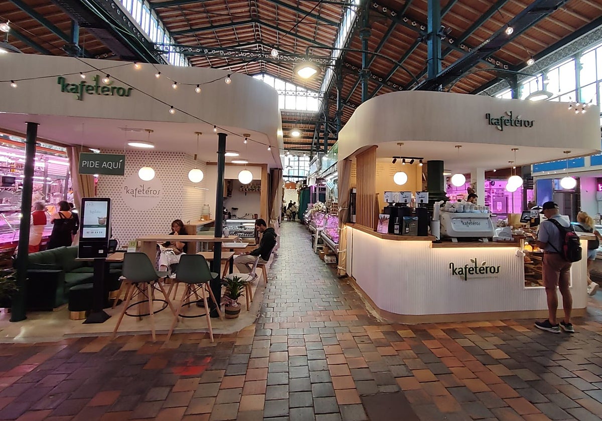 Al espacio inicial, a la derecha, se ha sumado hace unos meses el de la izquierda, un local que había quedado vacío y que el Ayuntamiento sacó a subasta.