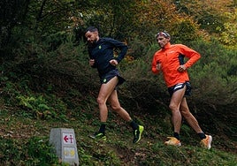 Los atletas Borja Fernández y Alberto Hernando en la edición del año pasado de esta carrera.