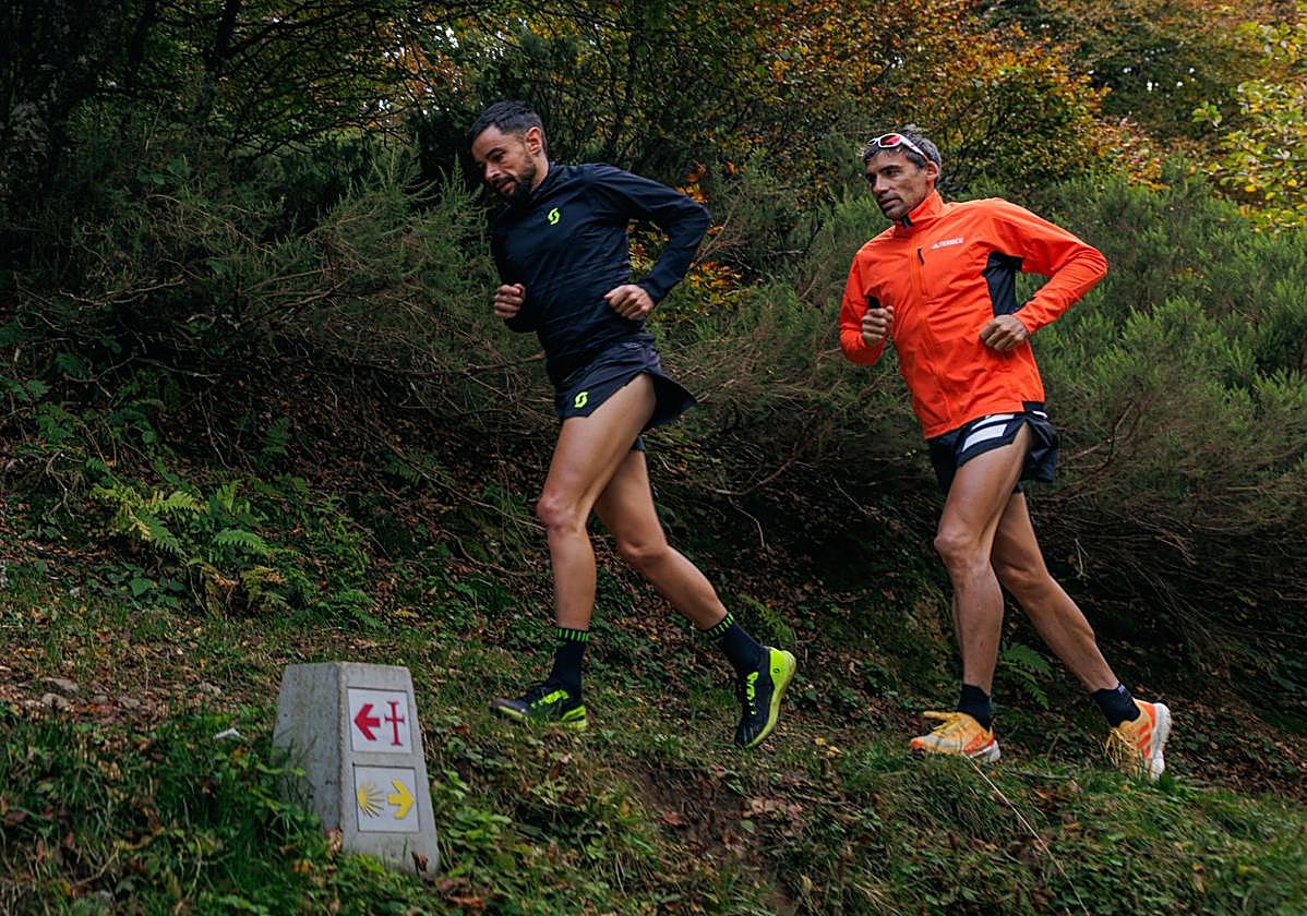 Los atletas Borja Fernández y Alberto Hernando en la edición del año pasado de esta carrera.