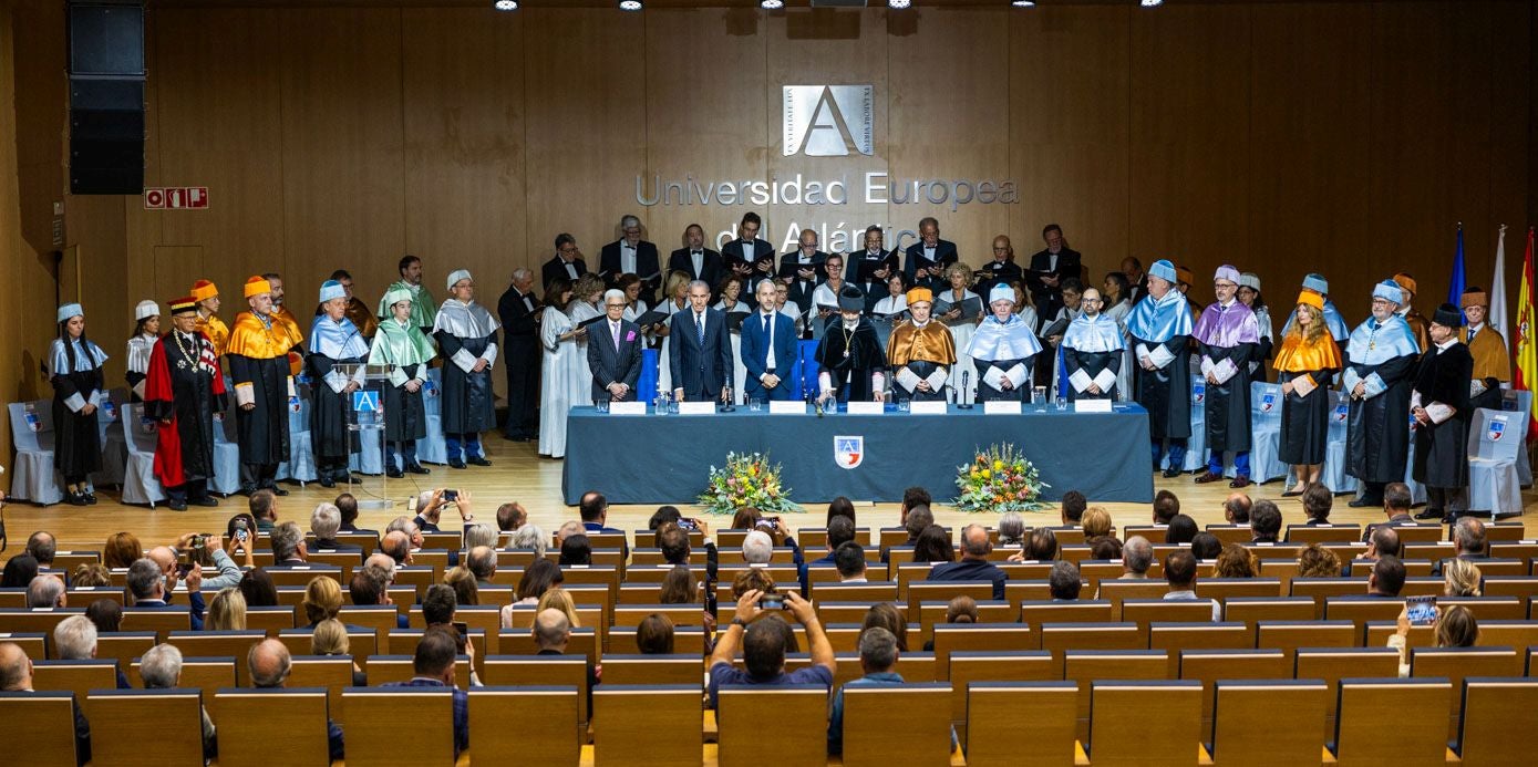Plano general del acto celebrado este viernes en el salón de actos de la Universidad Europea del Atlántico.