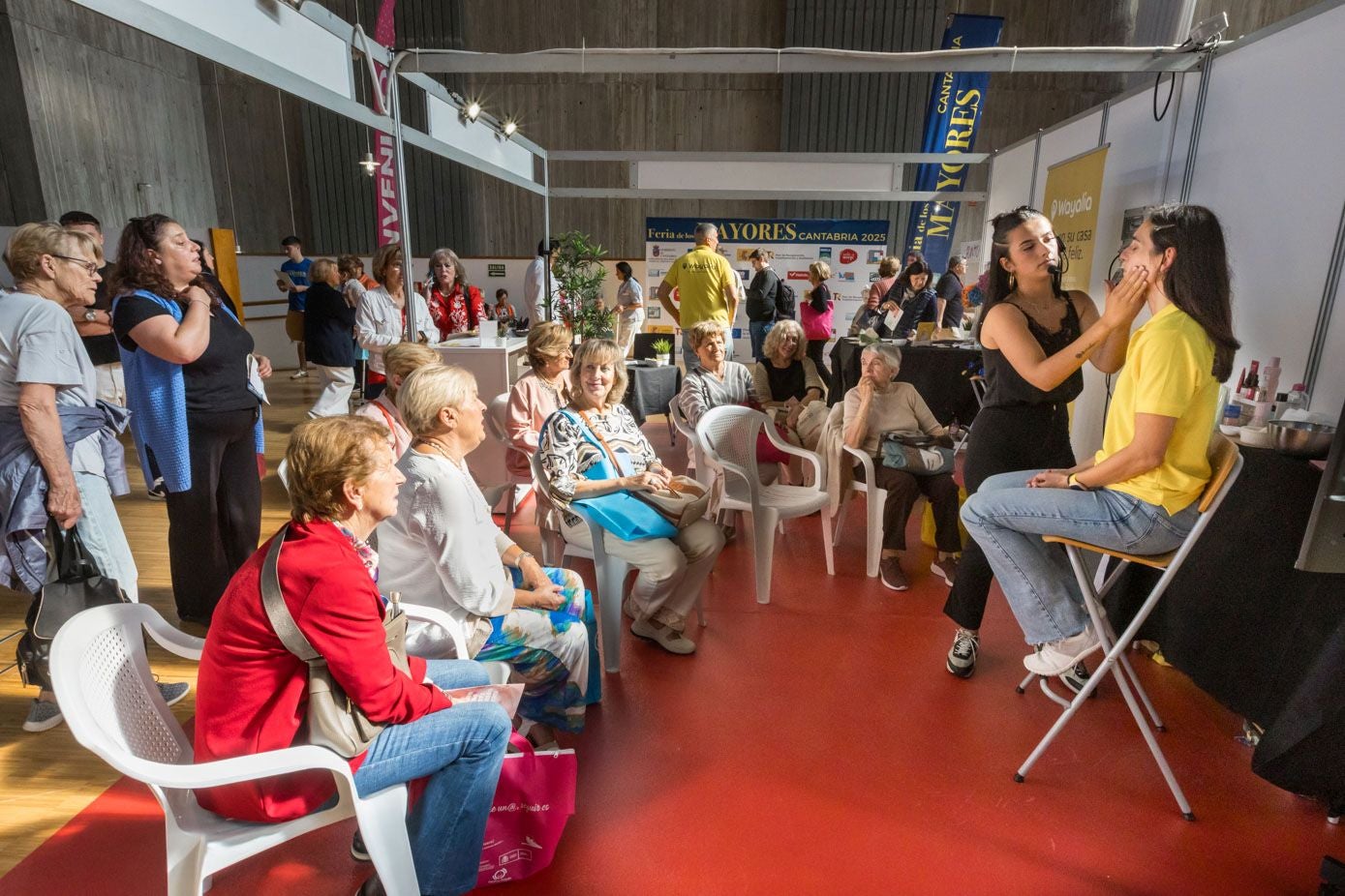 Demostración en vivo de cuidados faciales.