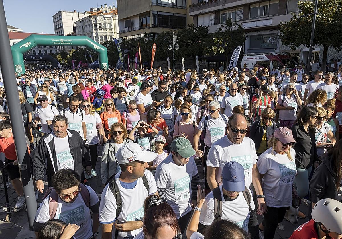 Cerca de 3.000 personas han marchado este domingo contra las adicciones.