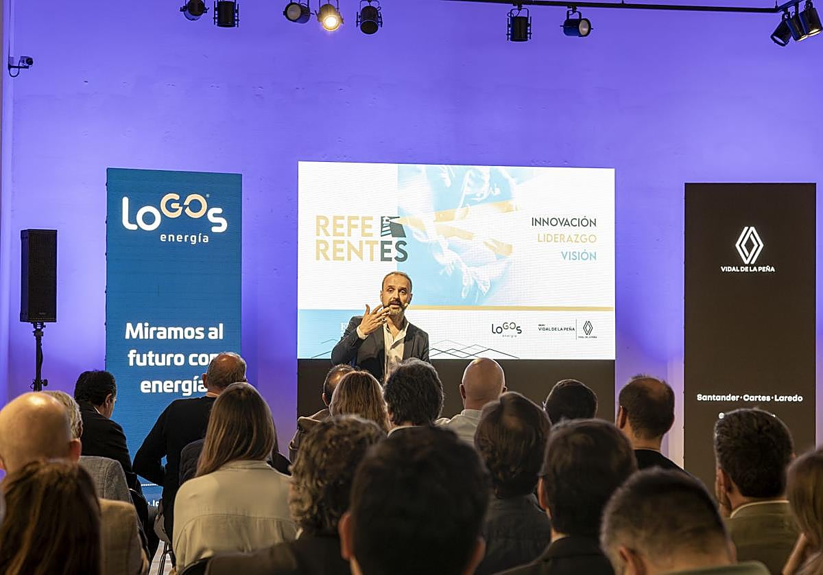 Miguel Ángel Cervera, durante su ponencia, celebrada en las instalaciones de Inder Espacio en Santander.