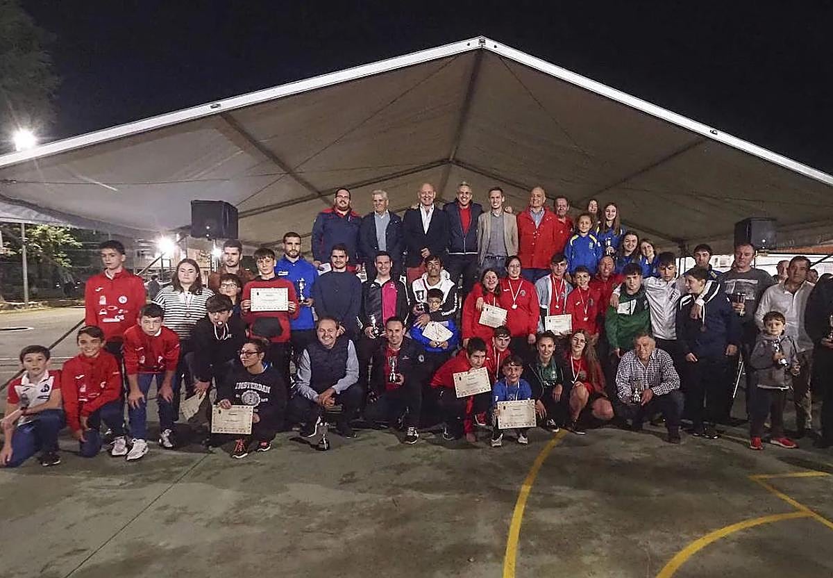 Foto de familia de una de la súltimas ediciones.