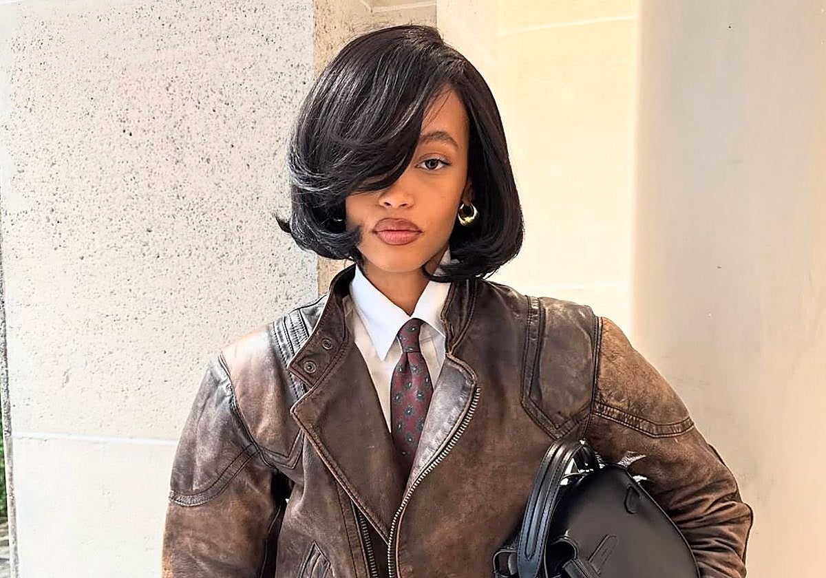 Marrón en chaquetas, complementos y labiales.