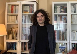 Cita en Gil con el nuevo libro de Alberto Santamaría, un bodegón de cosas perdidas