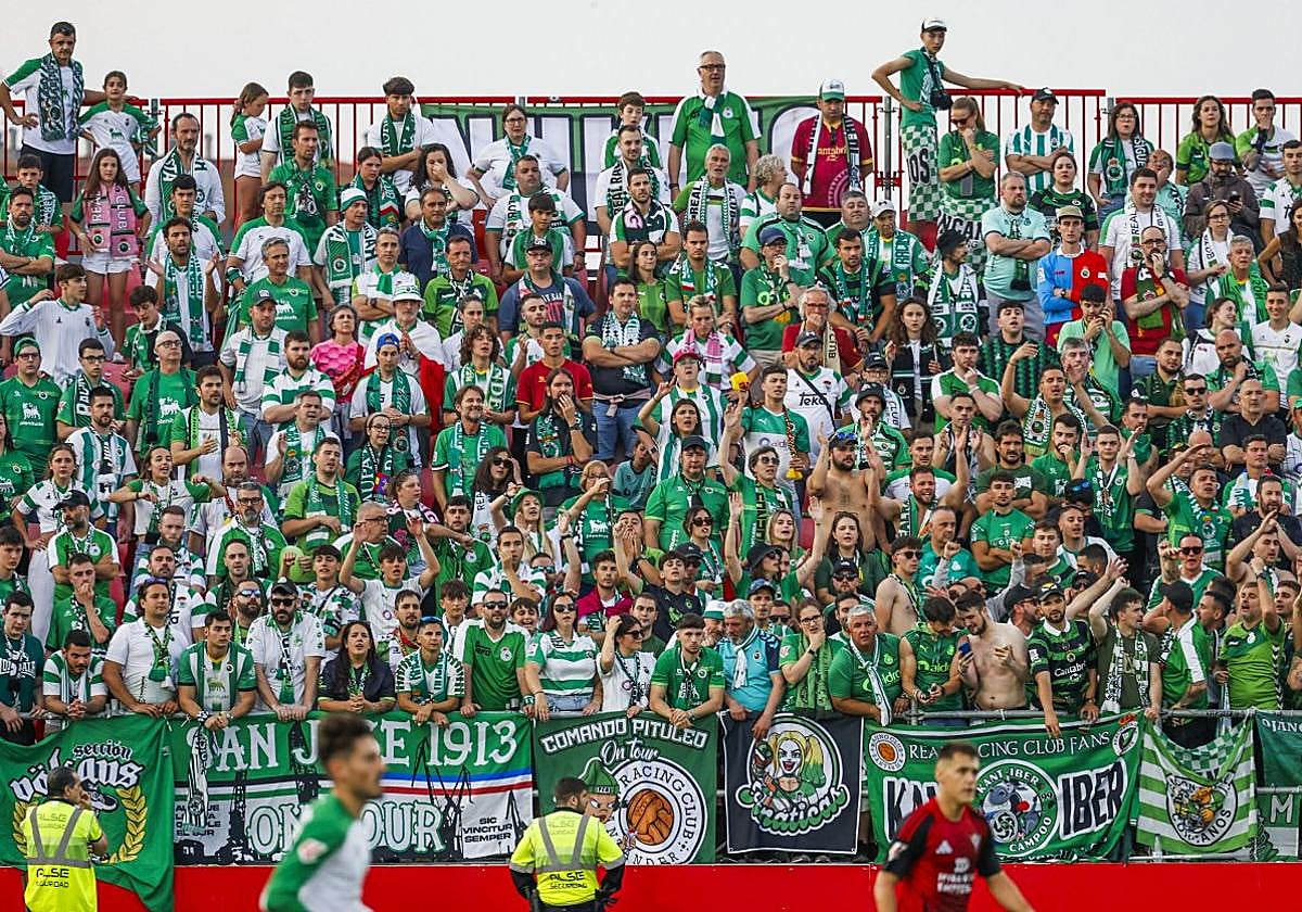 Afición racinguista en Anduva, la pasada temporada.