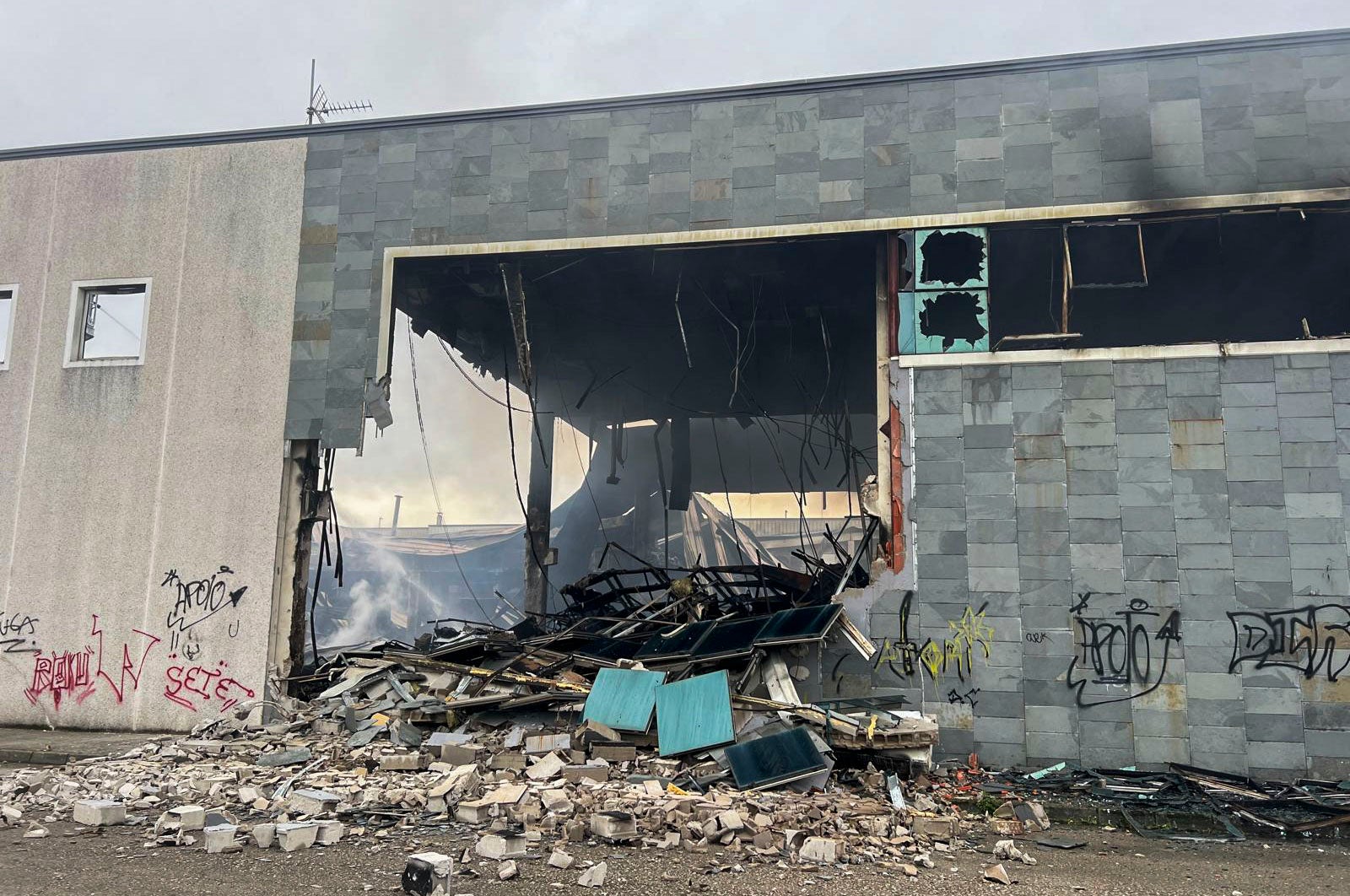 Aparatoso incencio en Santoña