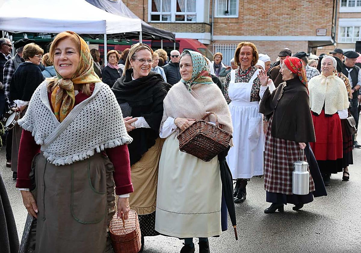 El desfile de la feria La Sal de la Vida en Cabezón