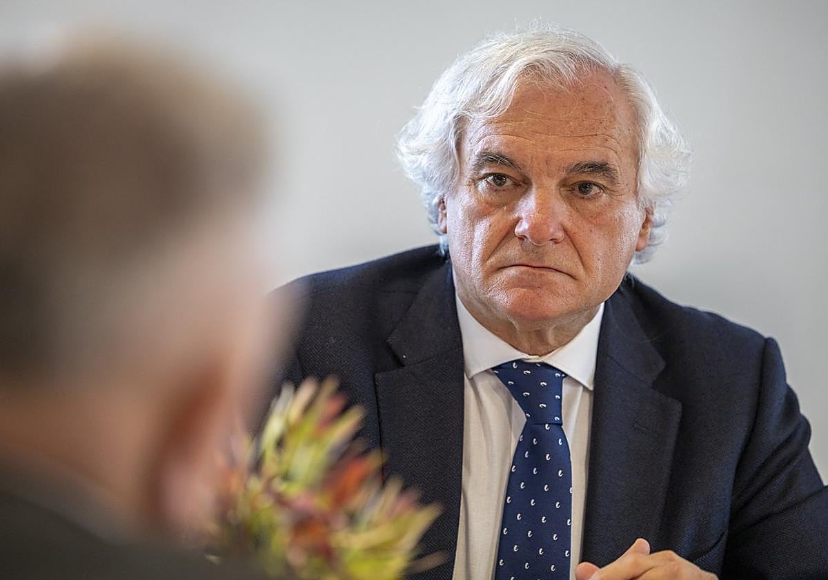 Miguel Garrido, ayer en Santander durante el desayuno organizado por las Mujeres Empresarias.