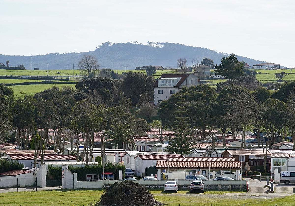Vistas del camping Arenas de Ajo.