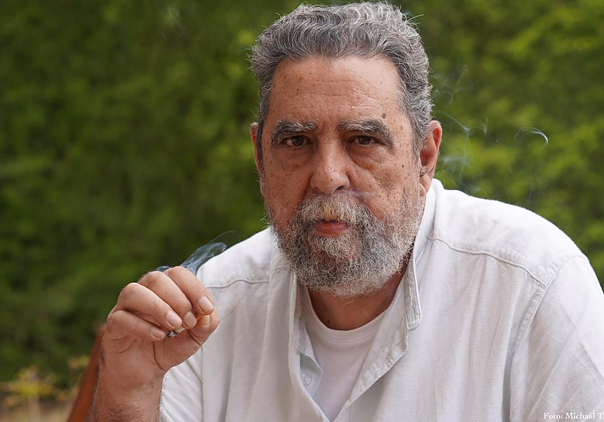 Ramón García Mateos ambienta en Cerralbo, su pueblo, un libro en el que se ilustra la infancia como la verdadera patria .