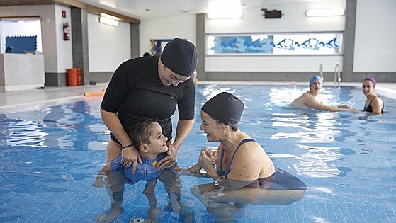 El agua que da fuerza a los niños de la Fundación Díez Mahou