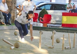 Marta Castillo, al birle.