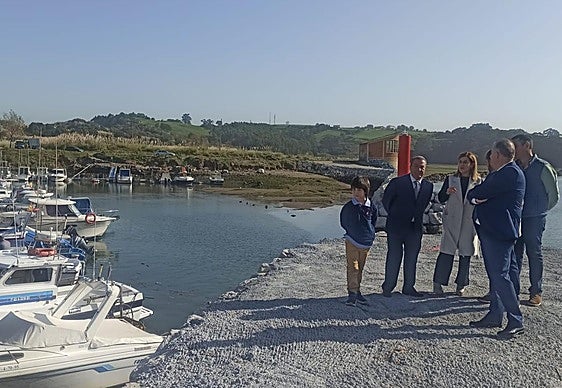 Inauguración de la primera fase de construcción de la escollera del Puerto de La Pozona en Miengo, el pasado mes de octubre de 2024