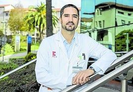 Joaquín Cabezas, especialista de Digestivo de Valdecilla y encargado de la sección de Hepatitis Víricas.