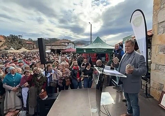 Jorge Sanz, durante su discurso tras ser nombrado Alubiero Mayor.