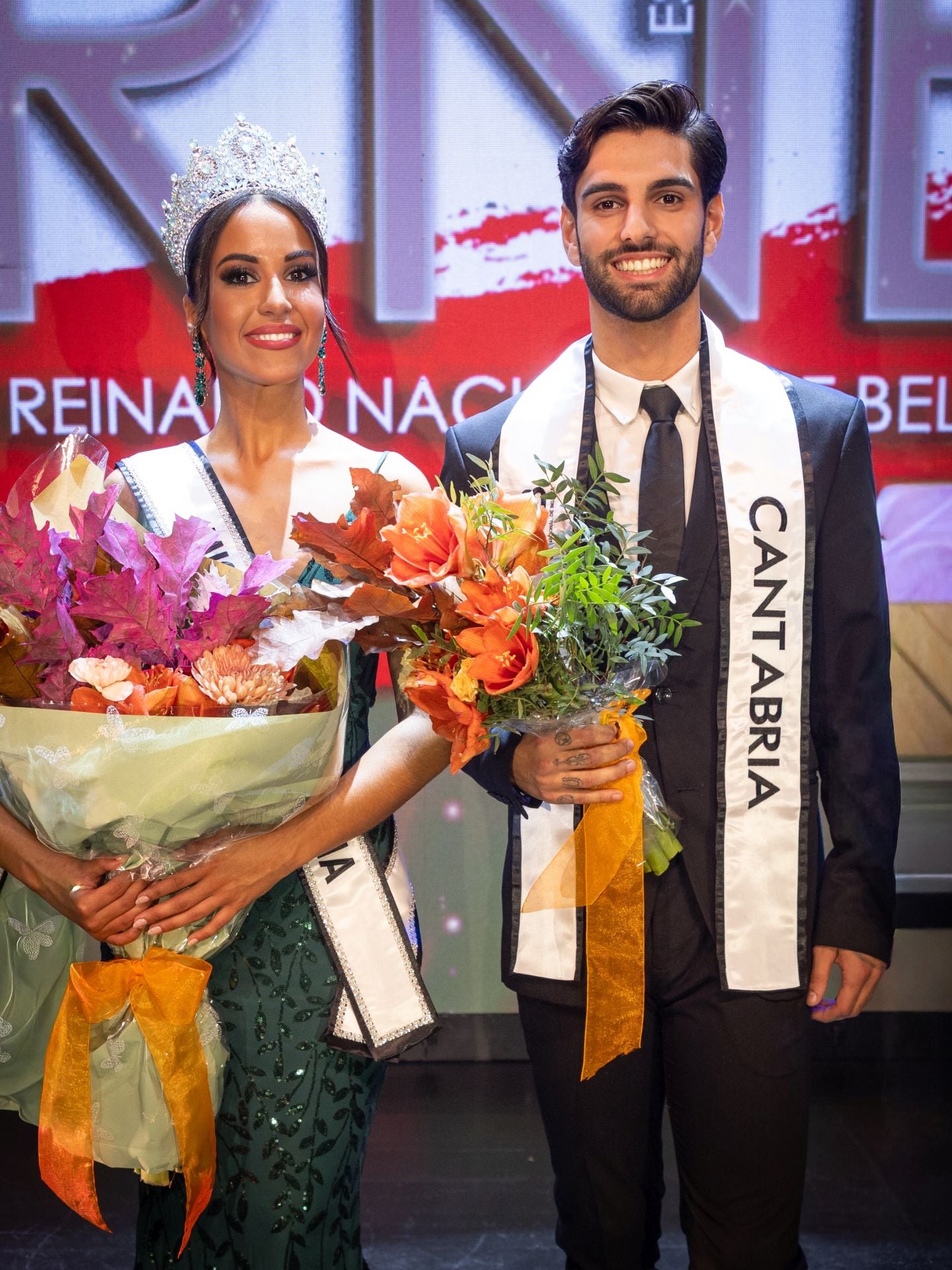 ﻿Lucía Sainz y Álvaro García, flamantes Míster y Miss RNB Cantabria, en la gala celebrada en Piélagos.