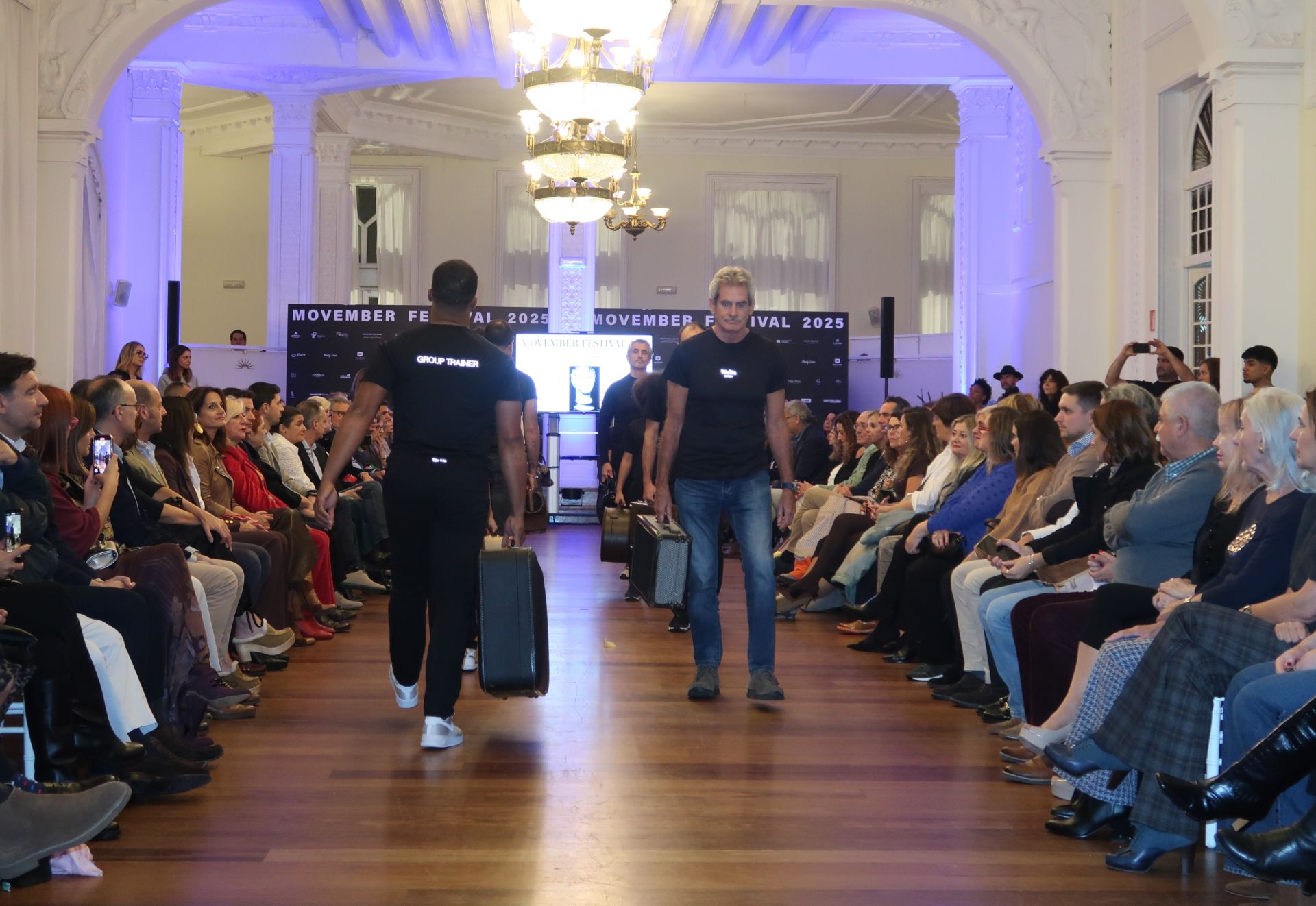 Imagen de uno de los espectáculos de concientización sobre la salud masculina dirigidos por Monty Lima.