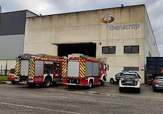 Muere un operario en un accidente laboral en el polígono de Barros
