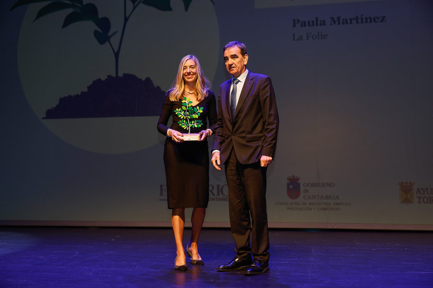 Paula Martínez junto a Ignacio Pérez.
