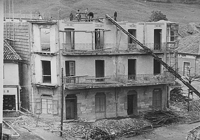 Cabezón de la Sal. Hundimientos debidos a las minas de sal. c