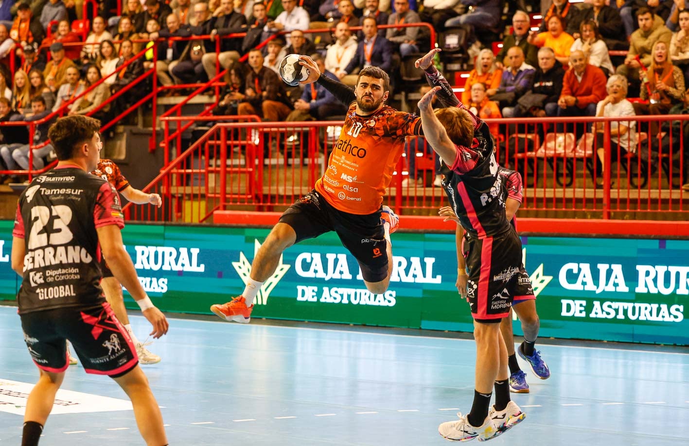 Álex Rubiño, a punto de lanzar 