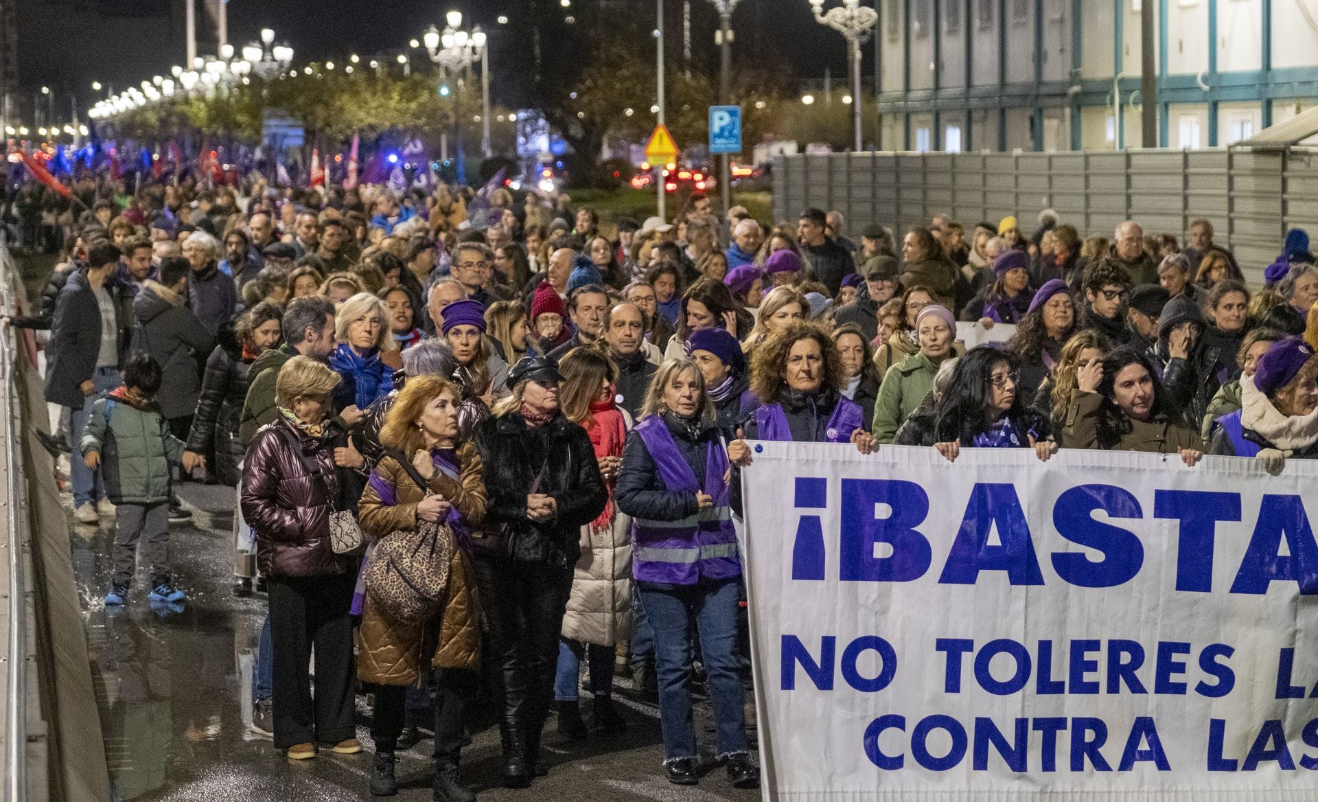 Los ciudadanos han vuelto a las calles para decir 'no' a la violencia machista.