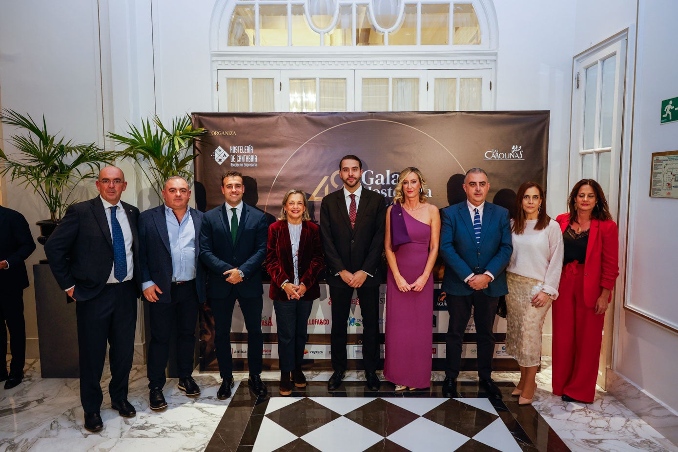Pablo Alonso, Miguel Diego, Fran Arias, Chabela Gómez, Eduardo Lamadrid, Bárbara Gutiérrez, Roberto Media, María Saiz e Inés Mier.