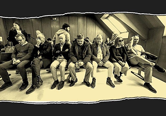 De izquierda a derecha: Miguel Ruiz, Elías Celis, Secundino Vidal Celis (los tres de Rucecan), José Luis Blanco (Api Movilidad), José Saiz (La Encina y Cannor), Beatriz del Río (esposa del funcionario) y Miguel Ángel Diez (el exjefe de Carreteras de Cantabria).