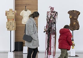 La instalación 'Heridas' se compone de bustos de varias artistas.