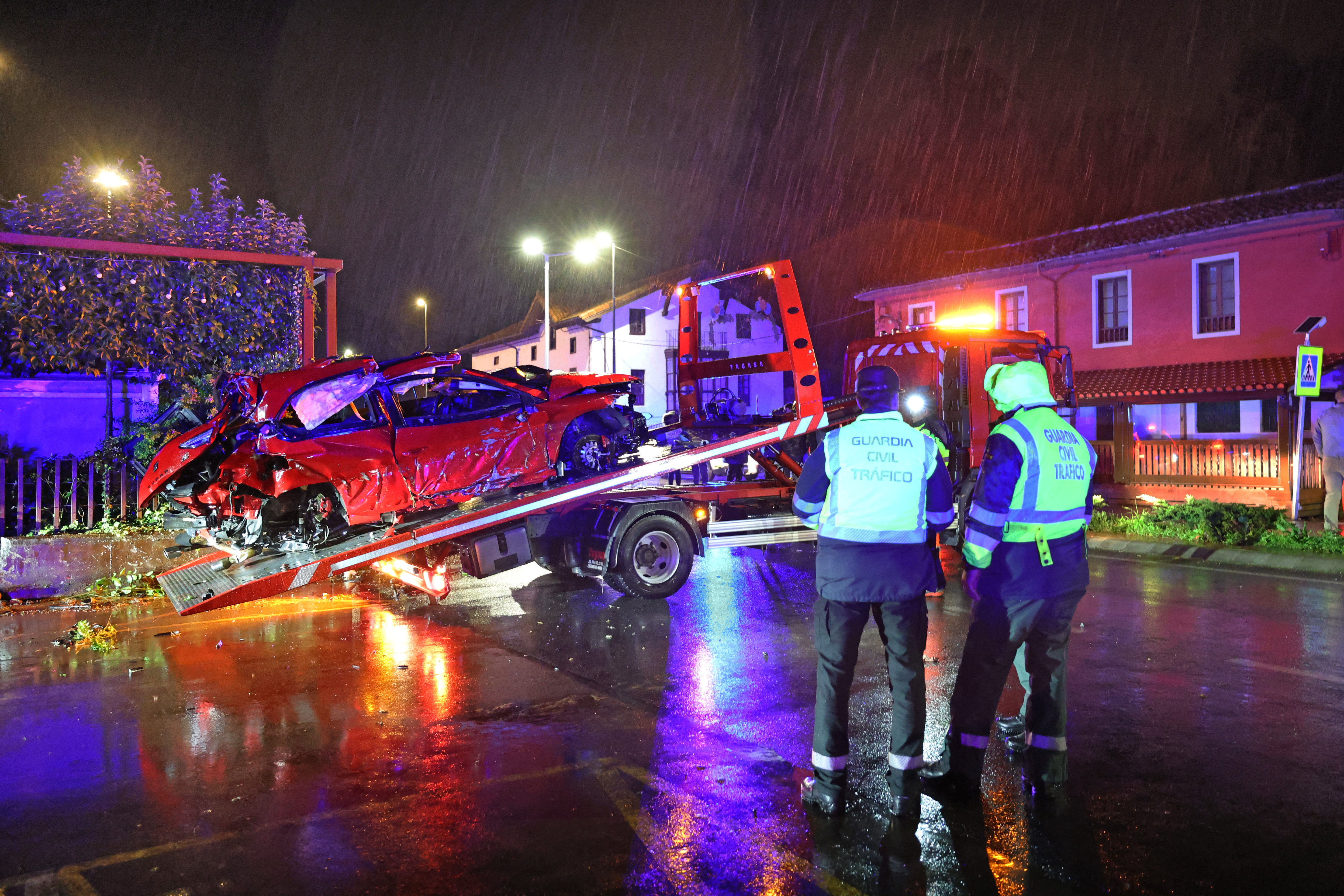Uno de los chicos tuvo que ser excarcelado por los bomberos