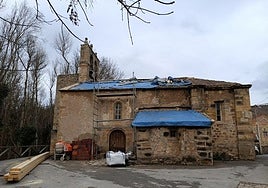 Comienzan las obras de reparación de la iglesia románica de Fontibre.