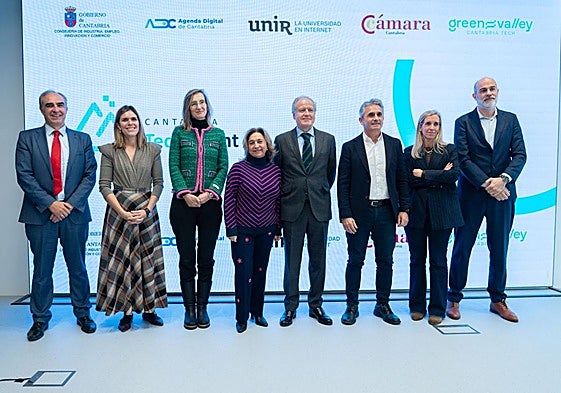 Javier Puente, Cristina Chacón, Isabel Díez, Olga Dasgoas, Eduardo Arasti, Tomás Dasgoas, Natalia alciturri y Roberto García.