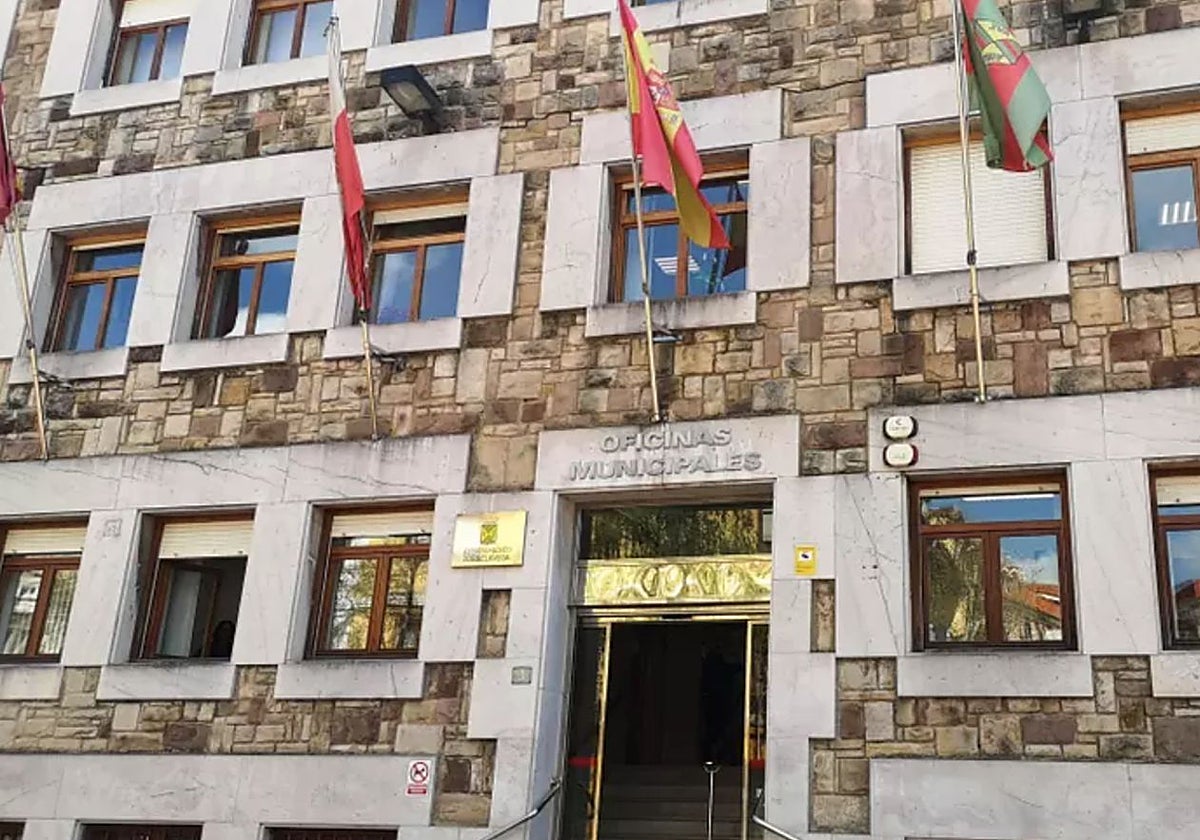 Oficinas municipales de Baldomero Iglesias, en Torrelavega.